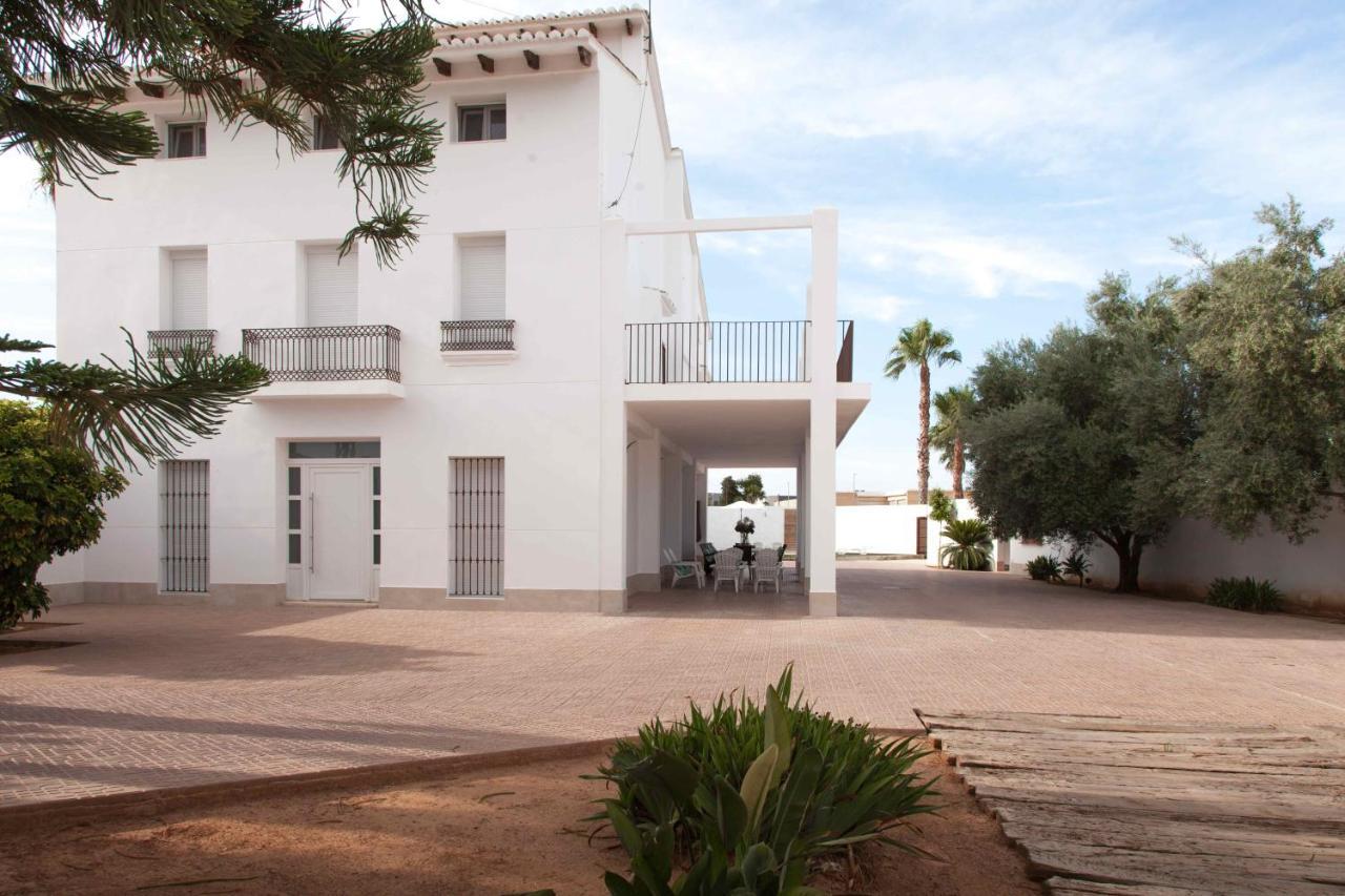 Villa Conchin Casa Junto A Parque Natural Alberic Eksteriør bilde